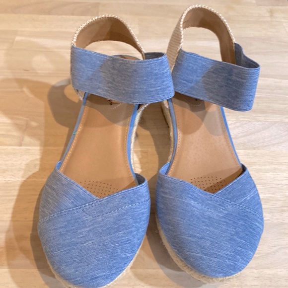 Light Blue Wedge Heel with Elastic Ankle Strap Espadrilles - Picture 1 of 7